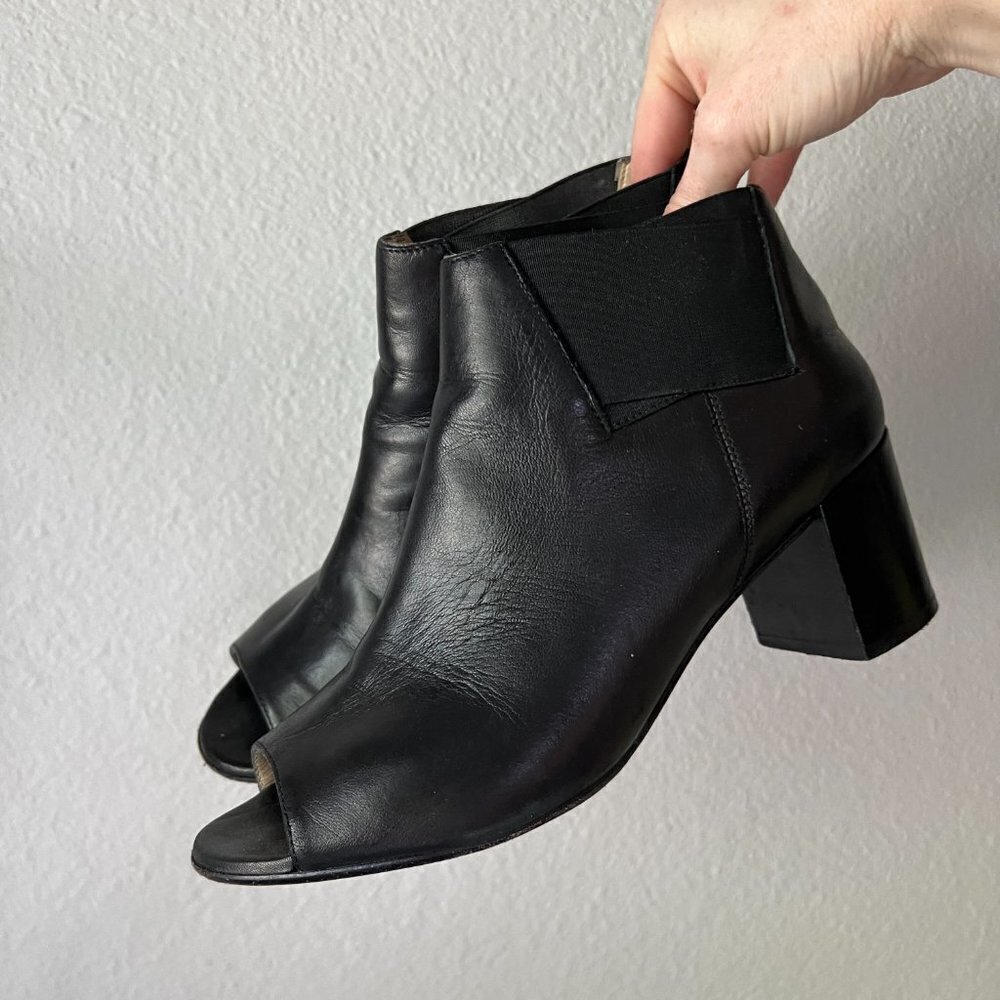 Amalfi By Rangoni Italian Black Leather Peep Toe Block Heel Booties